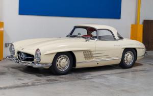 Mercedes-Benz 300 SL Roadster 1961 года  (NA)